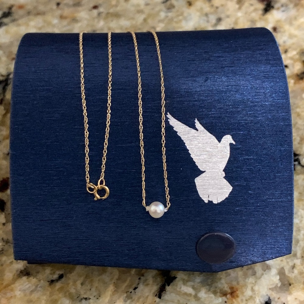 NEW Heirloom White Isle Cultured Pearl Necklaces